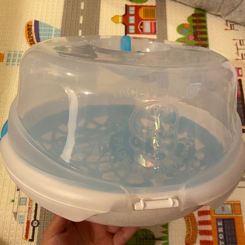 Munchkin Steam Guard Microwave sterilizer